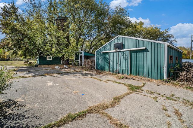 11295 E Lytle Road, Venice Township, MI 48449