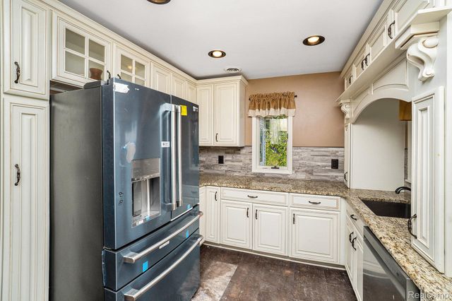 11295 E Lytle Road, Venice Township, MI 48449