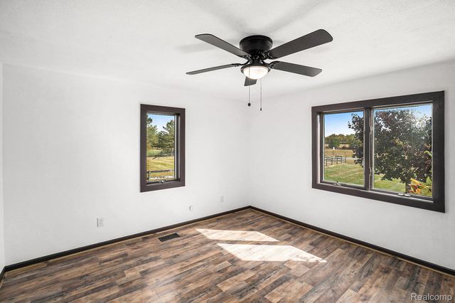 11295 E Lytle Road, Venice Township, MI 48449