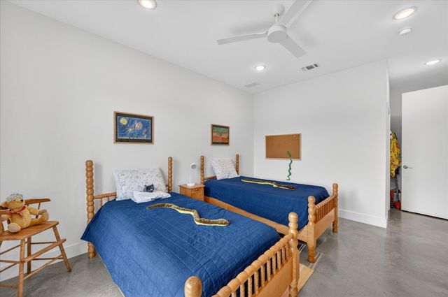 6434 County Road 304, Grandview, TX 76050
