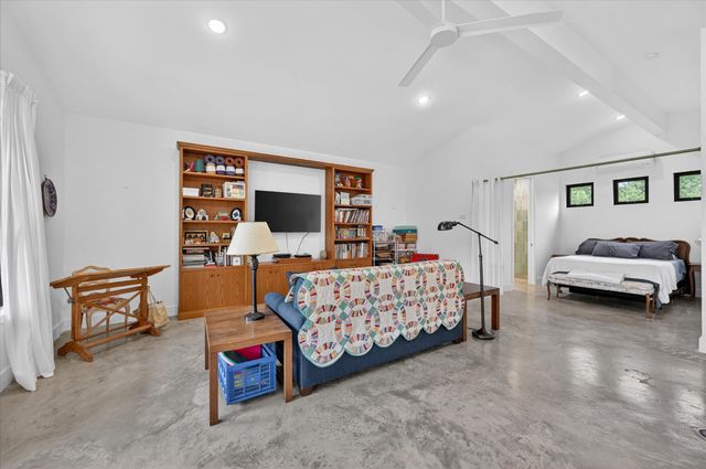 6434 County Road 304, Grandview, TX 76050