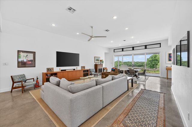 6434 County Road 304, Grandview, TX 76050