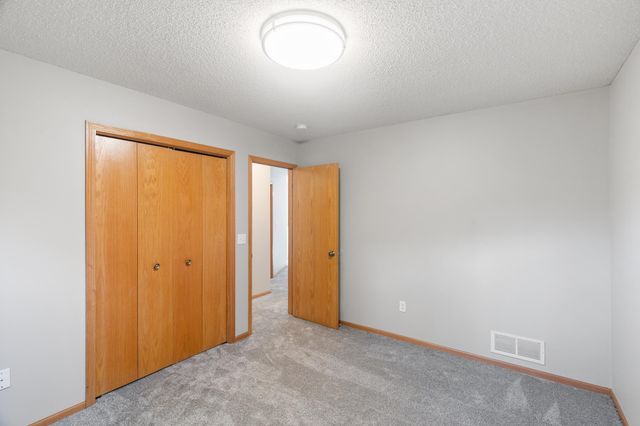 2975 Egan Avenue, Eagan, MN 55121