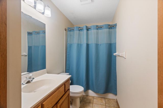2975 Egan Avenue, Eagan, MN 55121