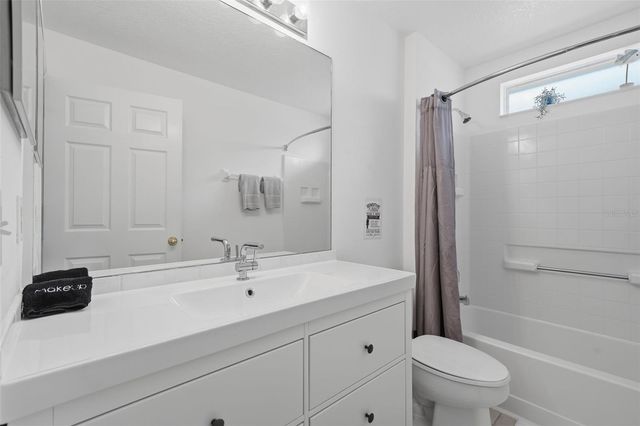 155 BAREFOOT BEACH WAY, Kissimmee, FL 34746