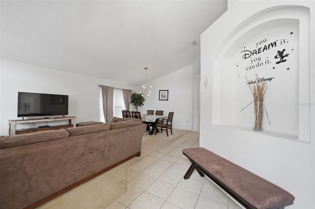 155 BAREFOOT BEACH WAY, Kissimmee, FL 34746