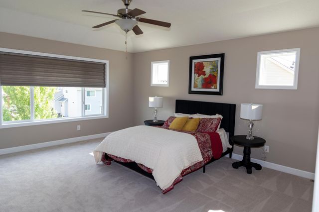 1364 Ridge Lane, Shakopee, MN 55379