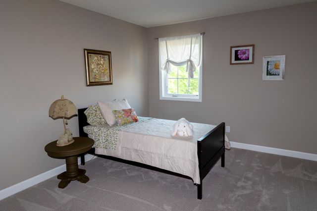 1364 Ridge Lane, Shakopee, MN 55379