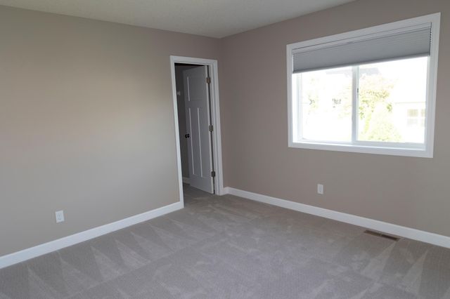 1364 Ridge Lane, Shakopee, MN 55379