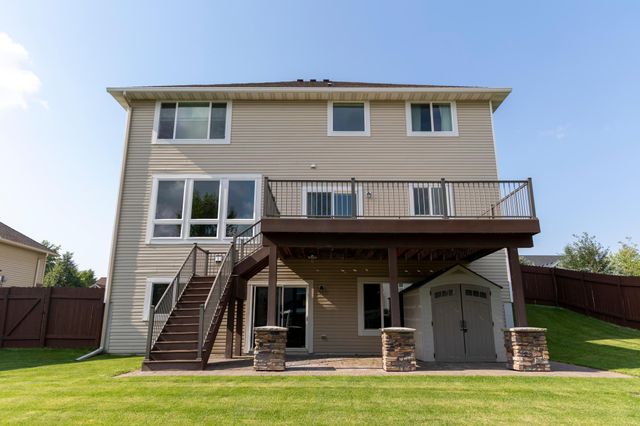 1364 Ridge Lane, Shakopee, MN 55379