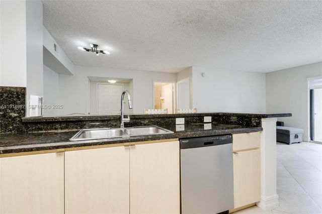 650 S Park Road 135, Hollywood, FL 33021