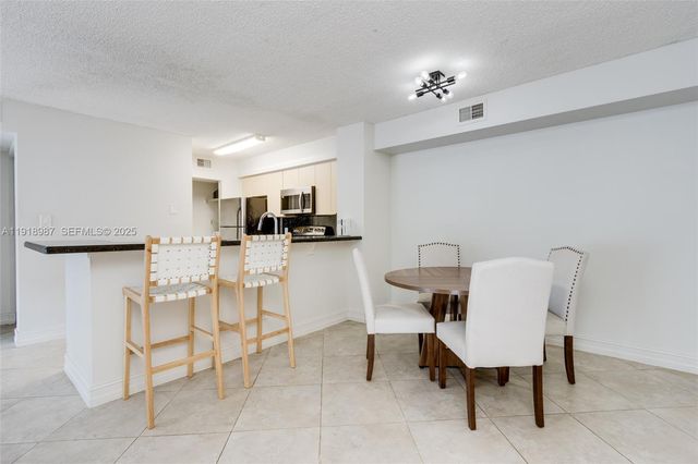 650 S Park Road 135, Hollywood, FL 33021