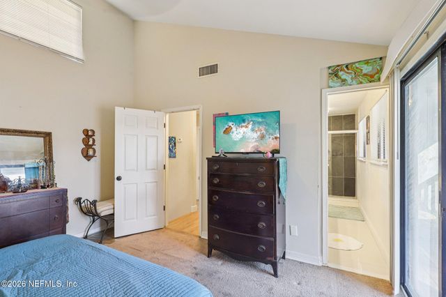 3517 PEELER Road 13, Jacksonville, FL 32277