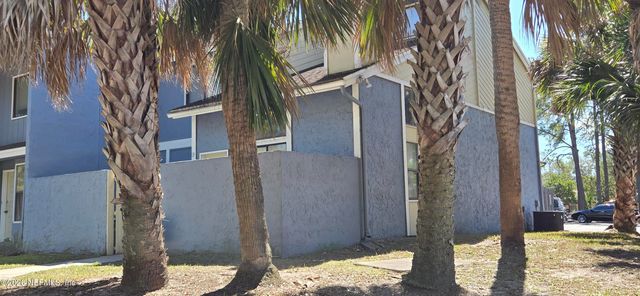 3517 PEELER Road 13, Jacksonville, FL 32277