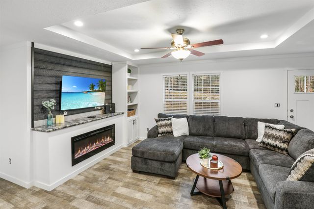 53 Sunrise Hill Road, Thornton, NH 03285