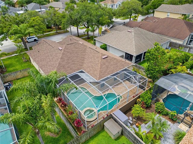 10115 KINGSBRIDGE AVENUE, Tampa, FL 33626