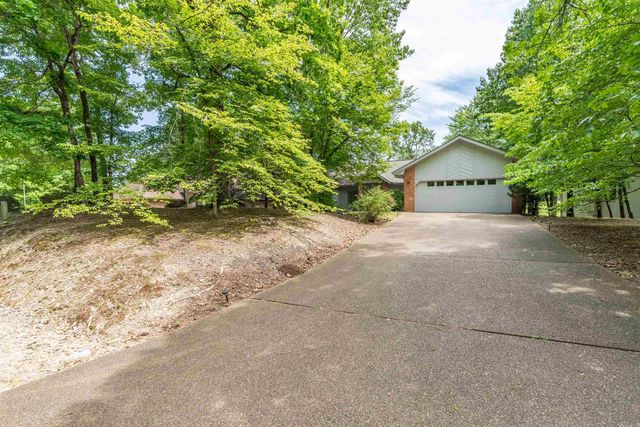 25 Reclamo Circle, Hot Springs Village, AR 71909