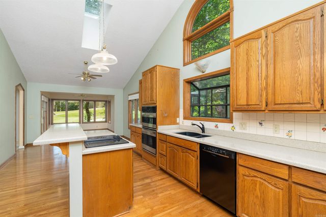 25 Reclamo Circle, Hot Springs Village, AR 71909