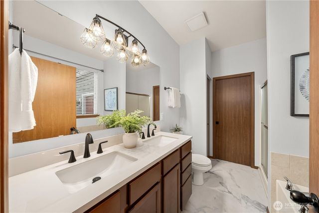 19611 117th Street E, Bonney Lake, WA 98391