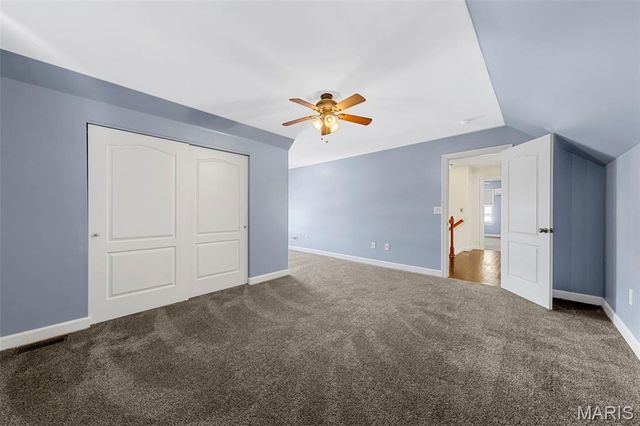 19 Winter Pond Drive, Fenton, MO 63026