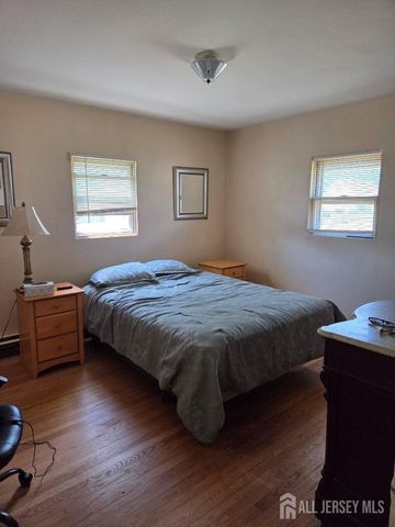 18 Victory Drive, Englishtown, NJ 07726