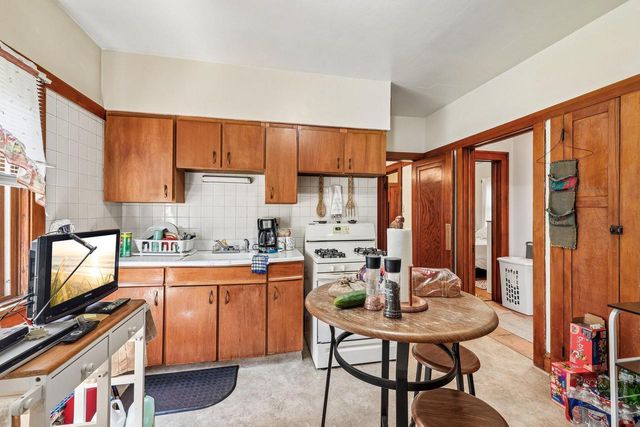 2532 N Humboldt BOULEVARD, Milwaukee, WI 53212