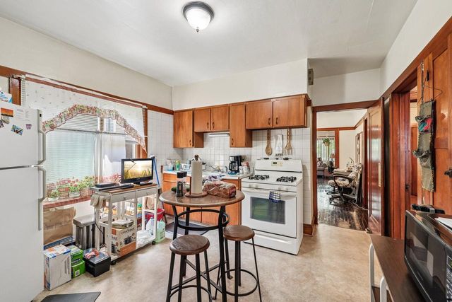 2532 N Humboldt BOULEVARD, Milwaukee, WI 53212
