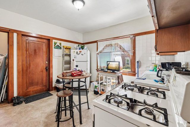 2532 N Humboldt BOULEVARD, Milwaukee, WI 53212