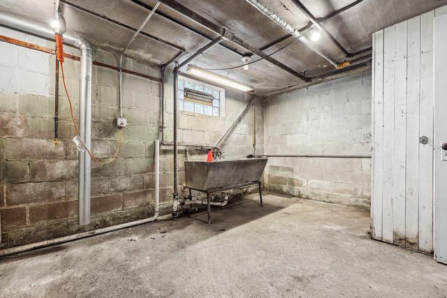 2532 N Humboldt BOULEVARD, Milwaukee, WI 53212