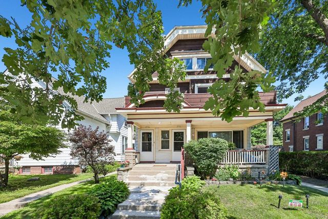 2532 N Humboldt BOULEVARD, Milwaukee, WI 53212