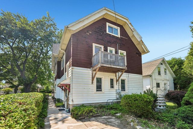 2532 N Humboldt BOULEVARD, Milwaukee, WI 53212