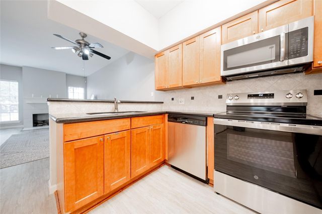 2626 Holly Hall Street 1201, Houston, TX 77054