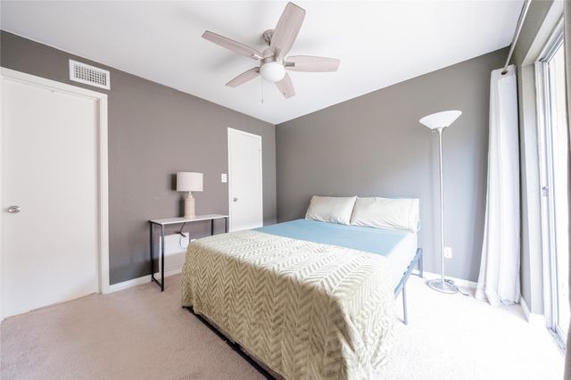 2626 Holly Hall Street 1201, Houston, TX 77054