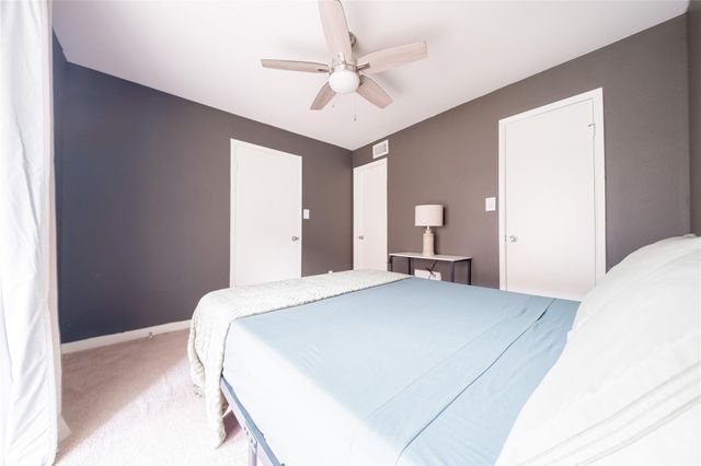 2626 Holly Hall Street 1201, Houston, TX 77054