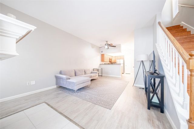 2626 Holly Hall Street 1201, Houston, TX 77054