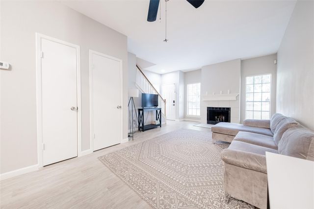 2626 Holly Hall Street 1201, Houston, TX 77054