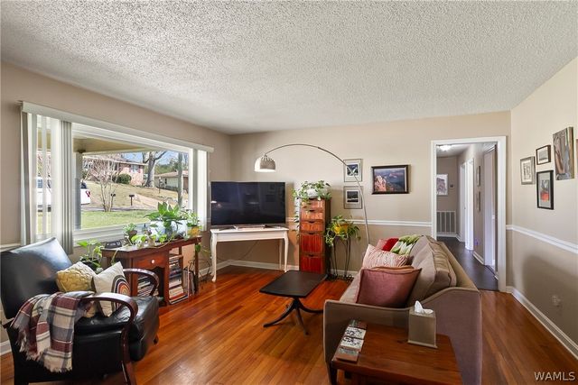 5727 Clearview Hills, Cottondale, AL 35453