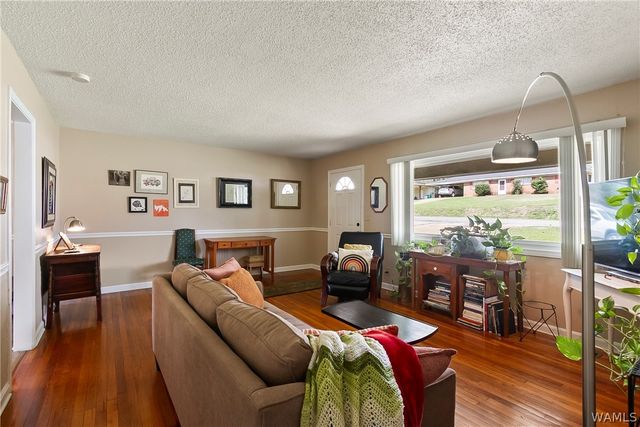 5727 Clearview Hills, Cottondale, AL 35453