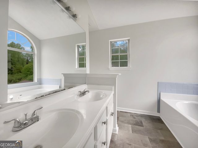 7240 Raintree Loop, Jonesboro, GA 30236