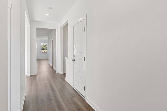 777 Plateau Drive, Pingree Grove, IL 60140