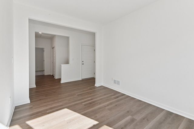 777 Plateau Drive, Pingree Grove, IL 60140