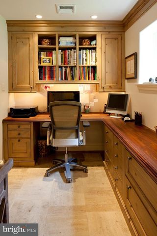 510 HILLBROOK RD, Bryn Mawr, PA 19010