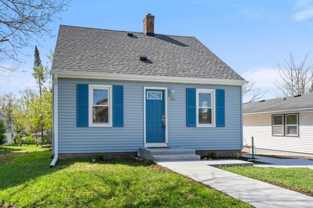 440 Nebraska Avenue E, Saint Paul, MN 55130