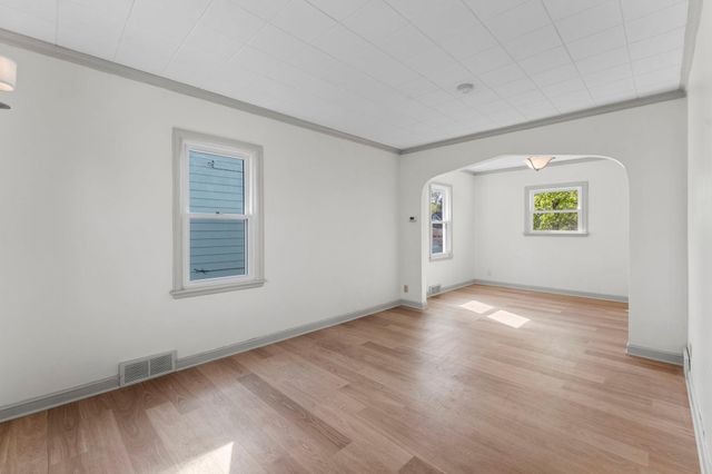 440 Nebraska Avenue E, Saint Paul, MN 55130