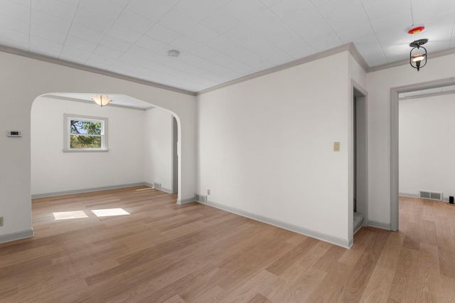 440 Nebraska Avenue E, Saint Paul, MN 55130