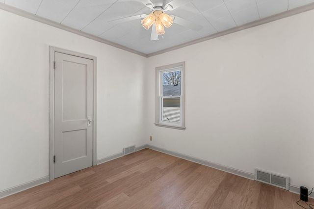 440 Nebraska Avenue E, Saint Paul, MN 55130