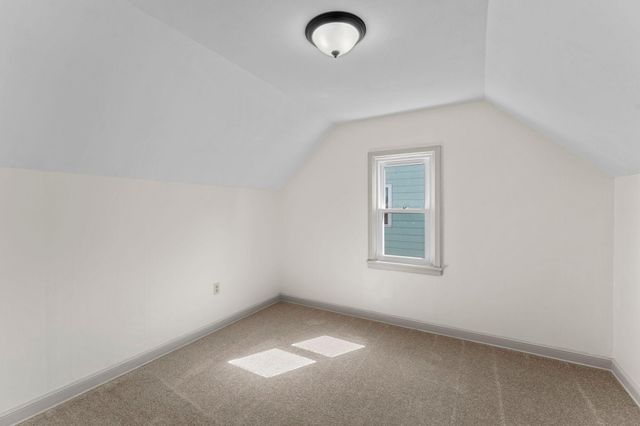 440 Nebraska Avenue E, Saint Paul, MN 55130