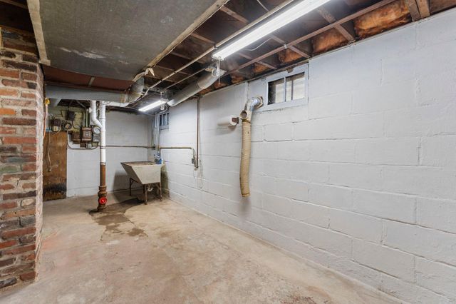 440 Nebraska Avenue E, Saint Paul, MN 55130