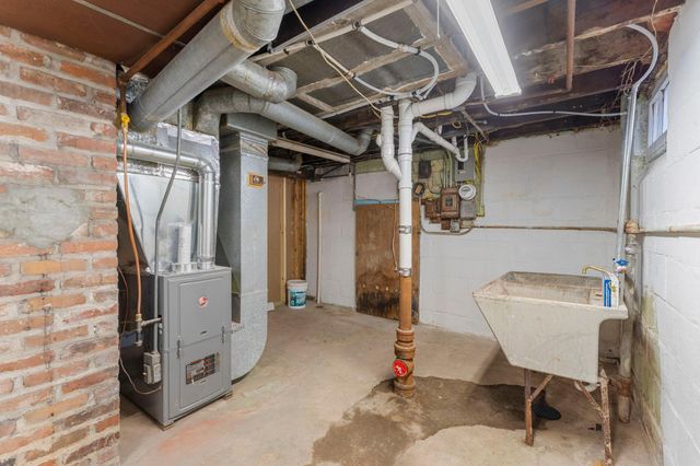 440 Nebraska Avenue E, Saint Paul, MN 55130