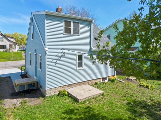 440 Nebraska Avenue E, Saint Paul, MN 55130
